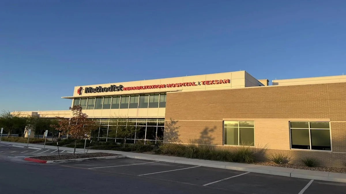 Methodist Rehabilitation Hospital - Texsan - Photo 2