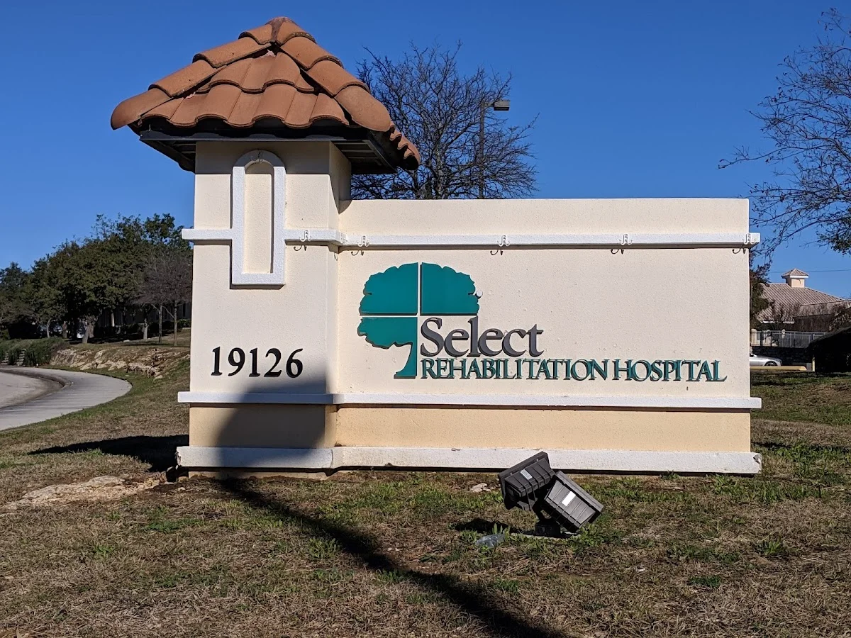 Methodist Hospital Stone Oak Rehabilitation Center - Photo 5