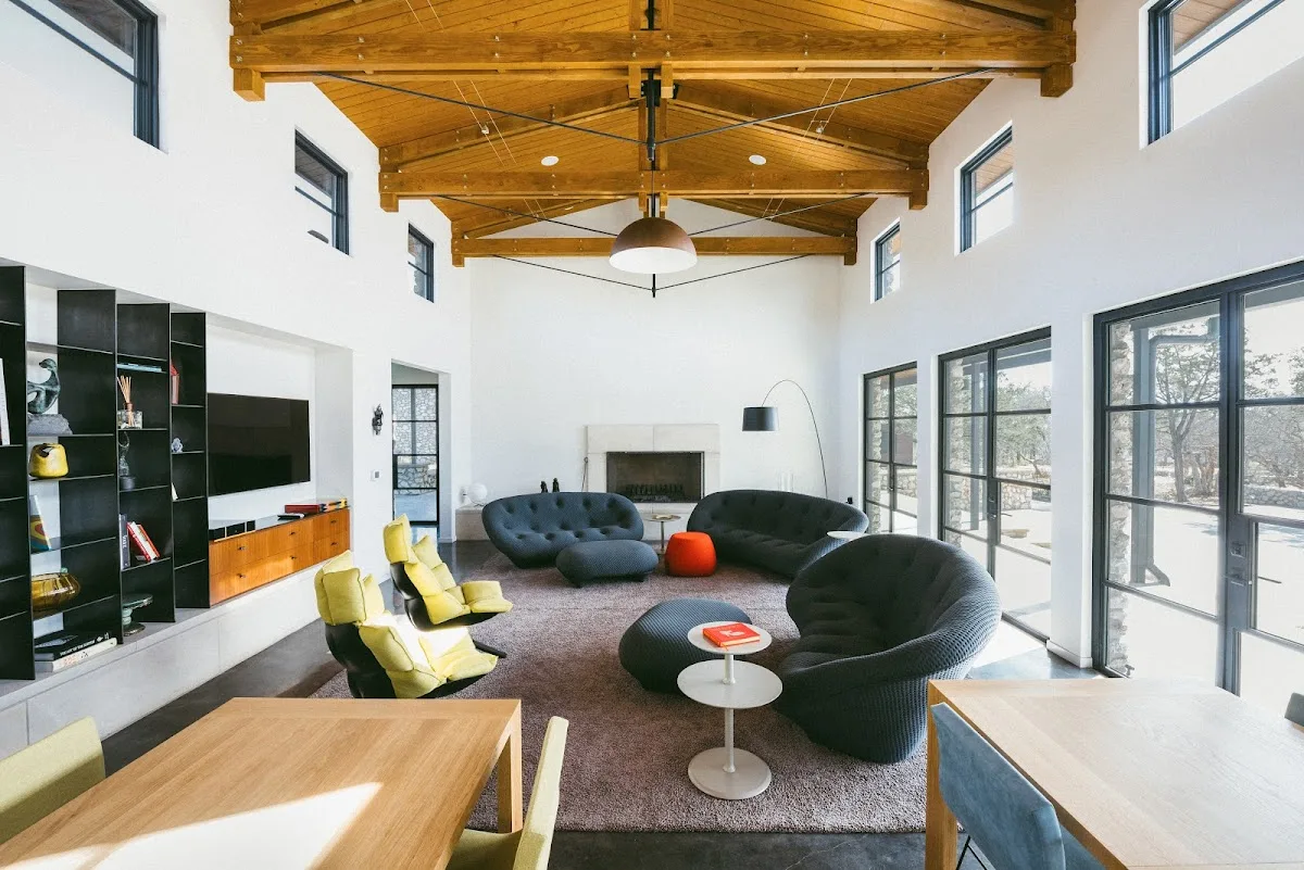 Driftwood Recovery - interior photo