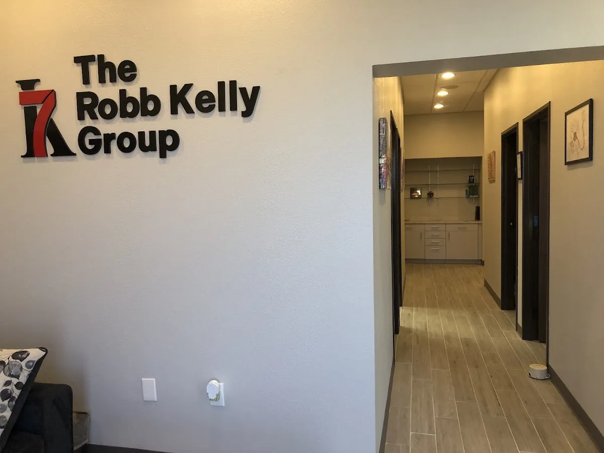 Amenities at Sanantonio detox center — wood