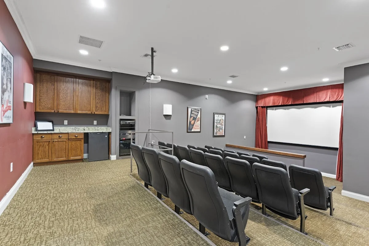 Stone River Recovery Center - Photo 5