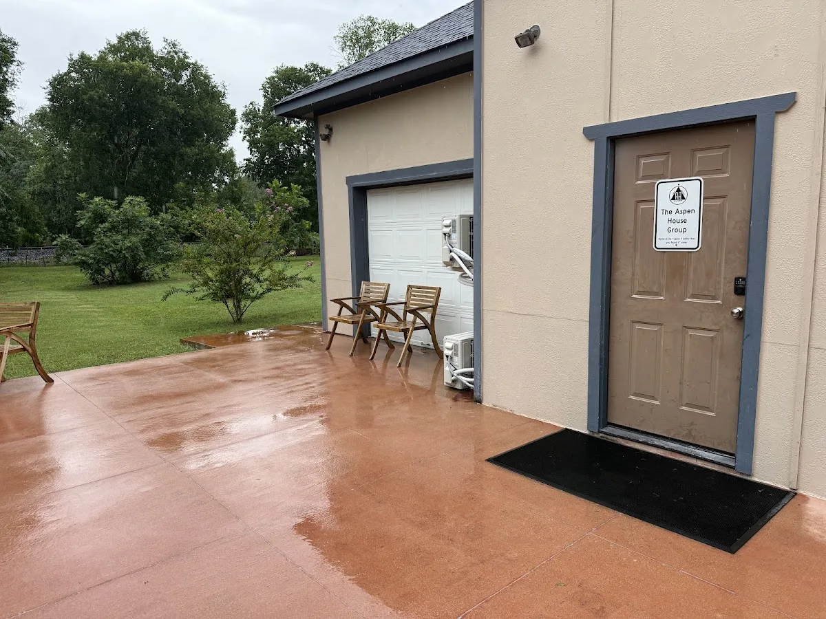 Revive Recovery Homes - Photo 4