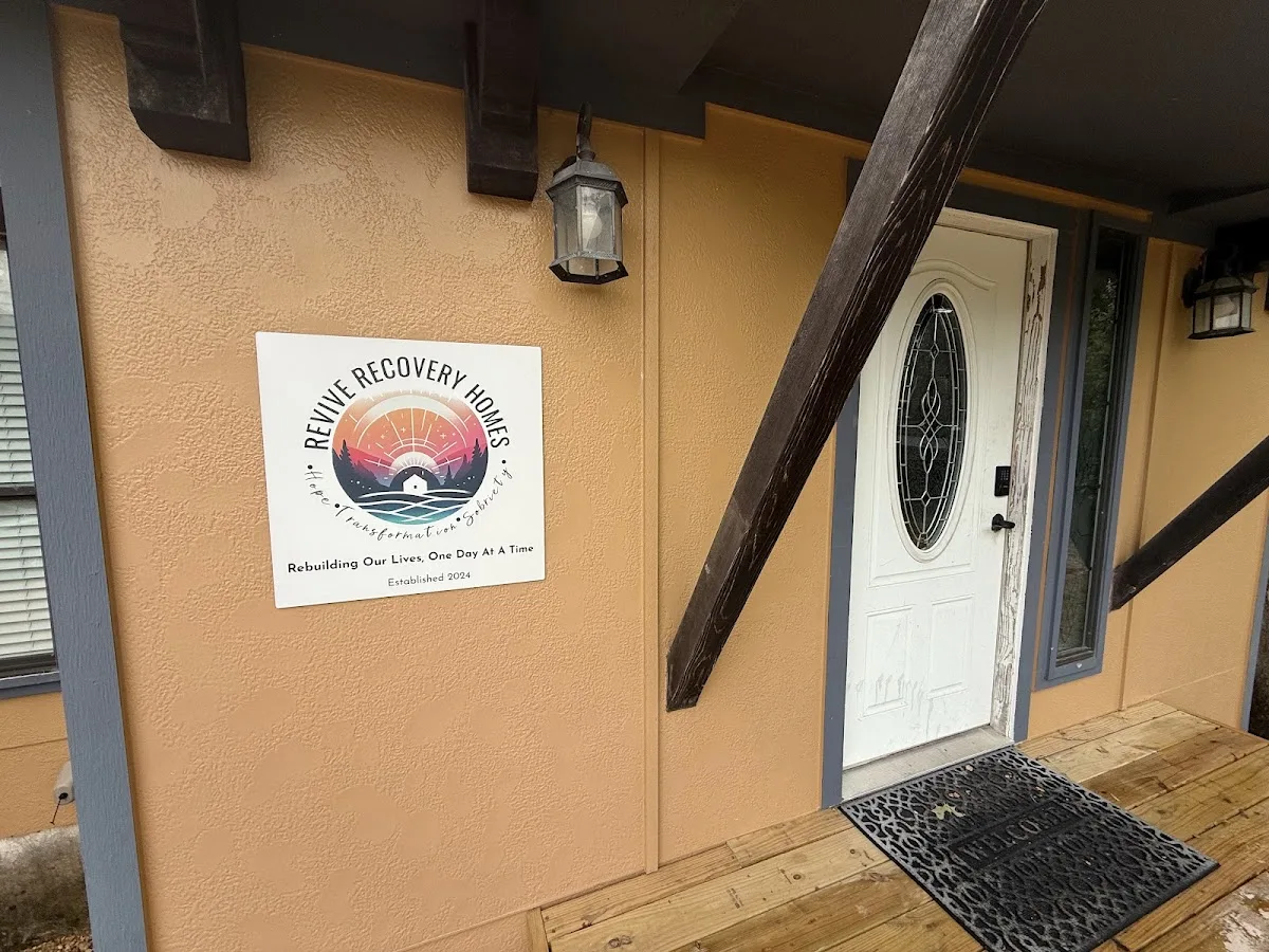 Revive Recovery Homes - Photo 5