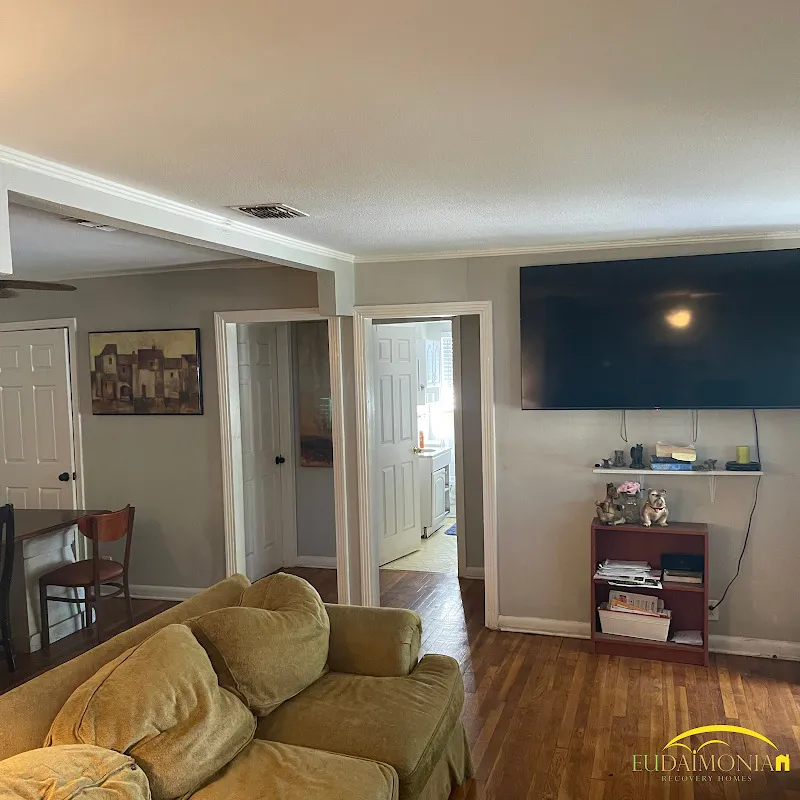 Eudaimonia Recovery Homes Saratoga - Photo 2