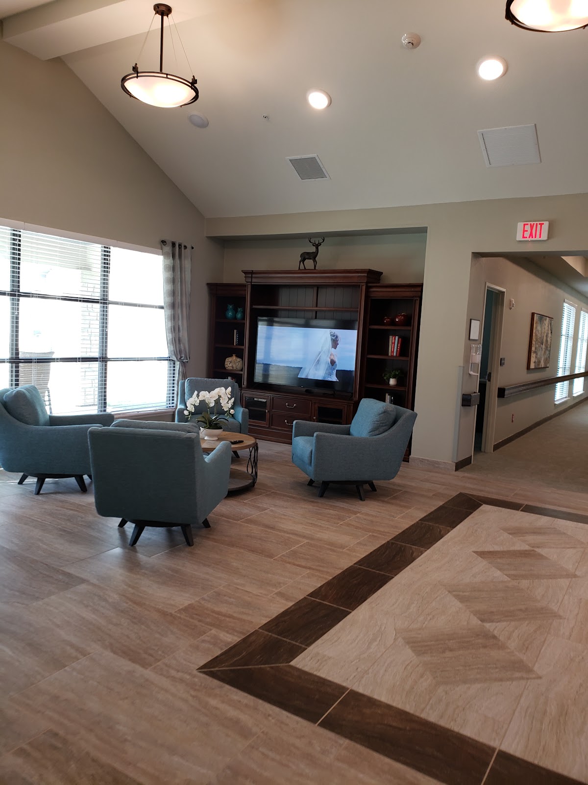 Harbor Valley Health & Rehabilitation - Photo 2