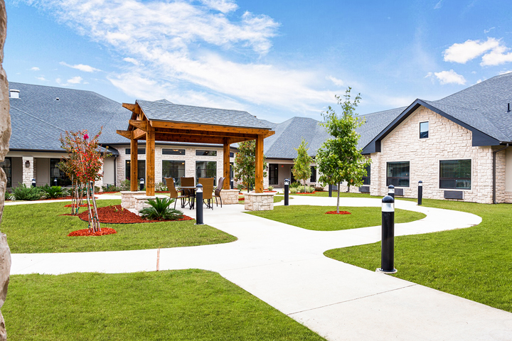 Harbor Valley Health & Rehabilitation - Photo 5