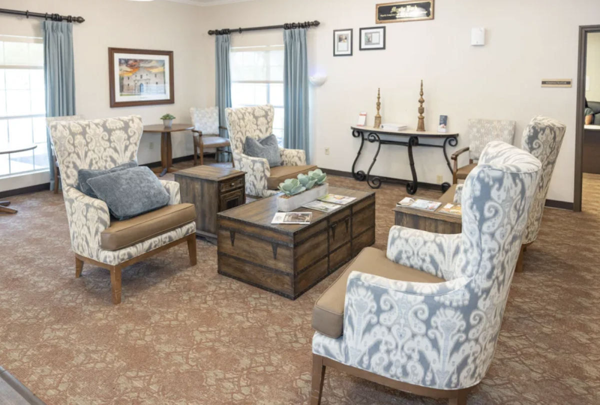 Mystic Park Nursing and Rehabilitation Center - Photo 5