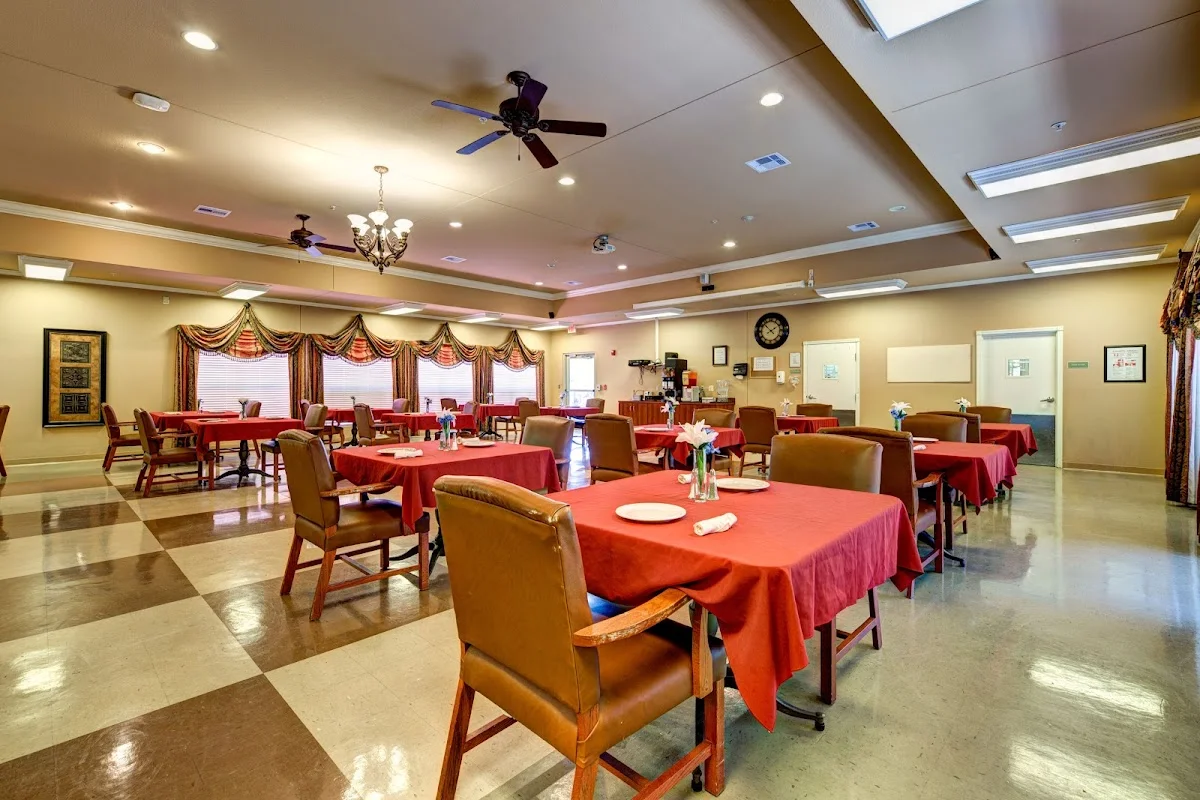 Westover Hills Rehabilitation and Healthcare Center - Photo 4